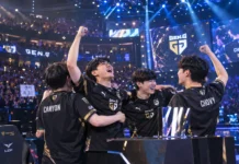 Movistar KOI Defeat Vitality 3-2 to Reach LEC Summer Top Four Movistar KOI players celebrating LEC playoff win